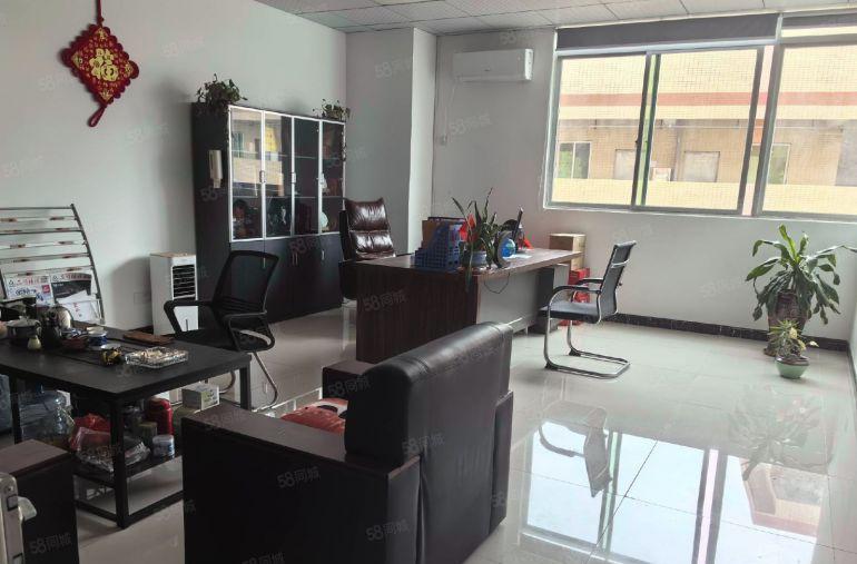 杨美地铁口新出楼上1200平现成装修办公室仓库厂房低价出租