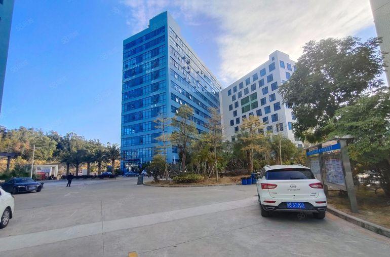 坂田2000平带装修厂房出租可分租