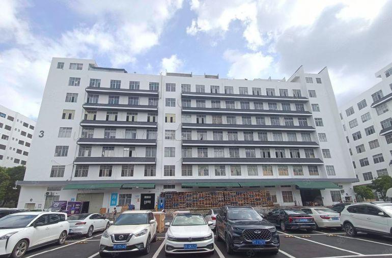 12块起租 龙岗原房东2万平方独院厂房出租 楼上300起分租