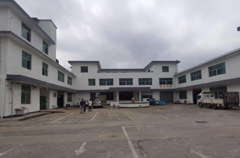 龙岗新生工业园新出一楼二楼1300平方出租带精装修