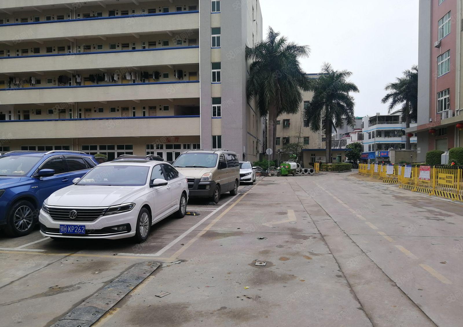 龙岗中心城二楼厂房出租1000平米大小可分租