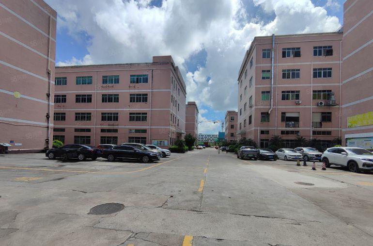 龙岗大型园区重工业厂房出租，面积500到8800平方，按需租