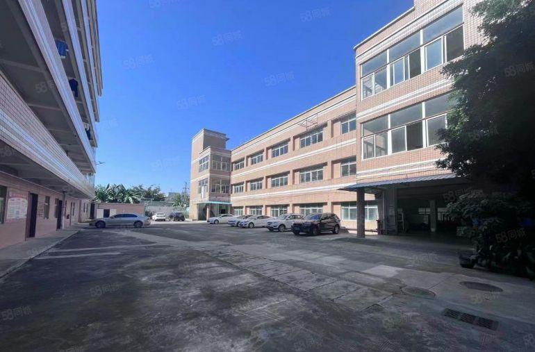 平湖辅城坳新出二楼1350平方厂房仓库出租分租形象好交通便利