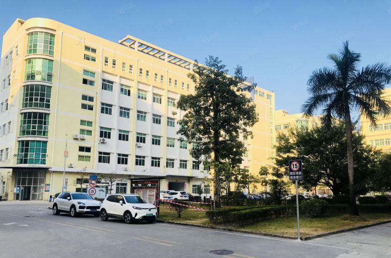 龙岗坪地原房东工业园楼上2000平带装修办公室厂房出租可分租