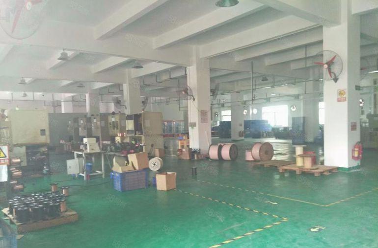 平湖新出一楼1500平带装修厂房仓库出租分租交通便利能办环评