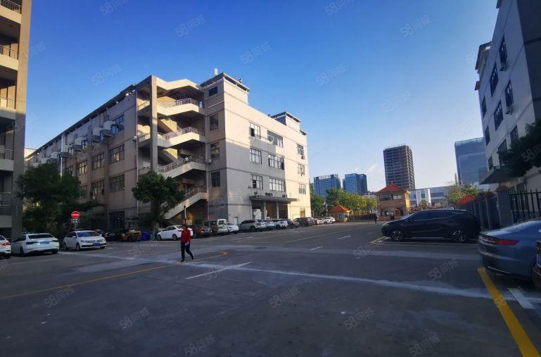 龙岗中心城工业园新空出2000平方厂房仓库低价出租