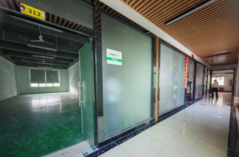 龙岗地铁400米精装小面积176平，水电齐全，适电商办公仓储