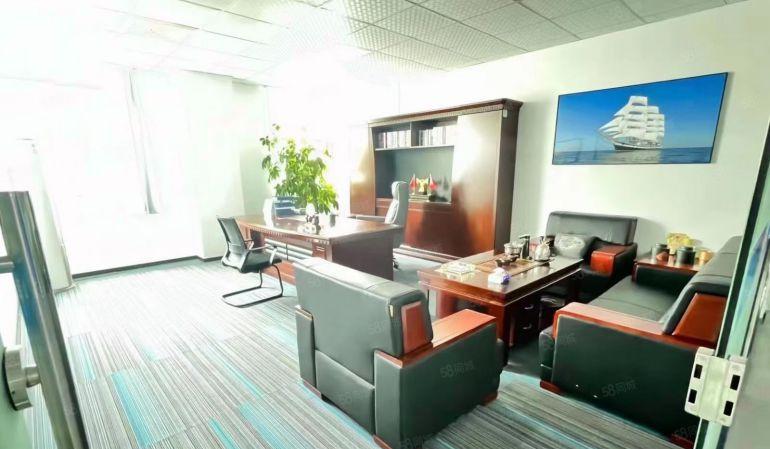 平湖富民独院厂房物流仓库出租20000平 带卸货平台空地大