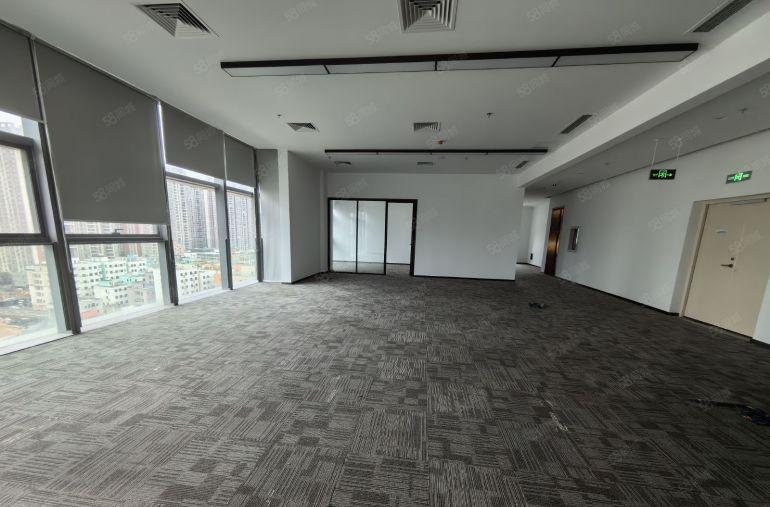 龙岗中心城工业上楼办公室550平精装修，补贴可高达80%