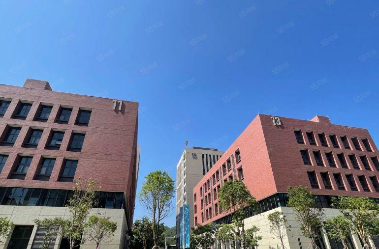 平湖华南城1000平精装修办公室厂房仓库出租 300平起分租