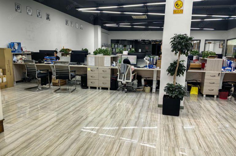 吉祥地铁口附近电商园一楼1000平方精装修办公室厂房大小可分