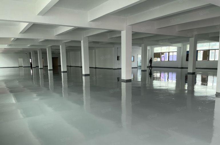 平湖开田广场附近新出三楼1200平方带装修厂房招租