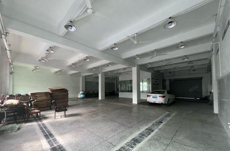 横岗六约地铁口附近工业区招租1楼500平方带水电装修，好进出