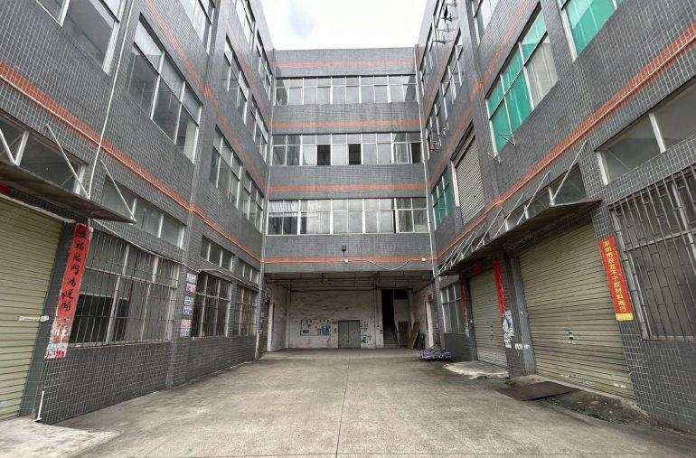 坂田布吉上李郎地铁口附近工业区1000平标准厂房出租仓库招租