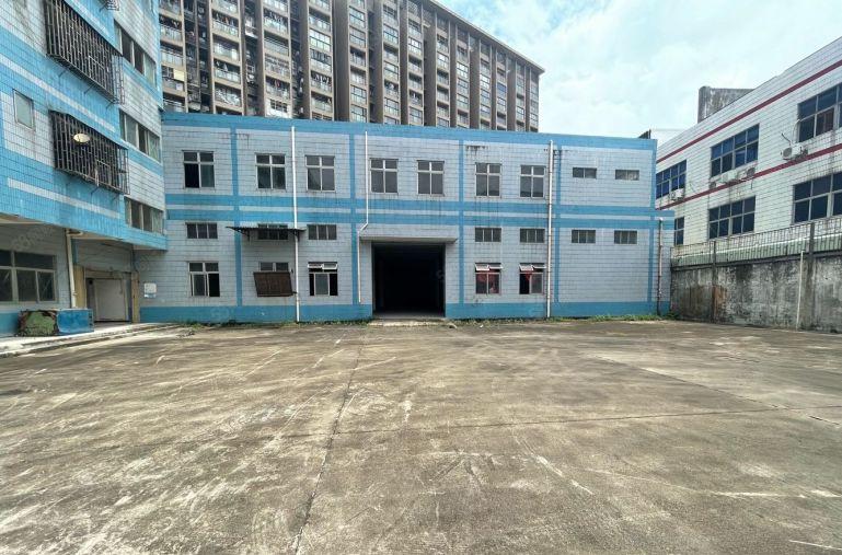 六约北地铁站新出红本厂房一楼1000平，大小面积分租