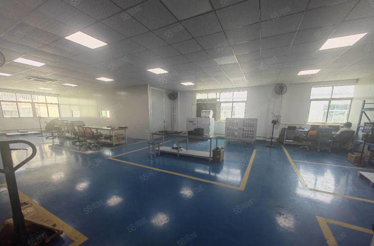 龙岗同乐地铁口工业区新出一楼二楼1950平厂房出租可分租