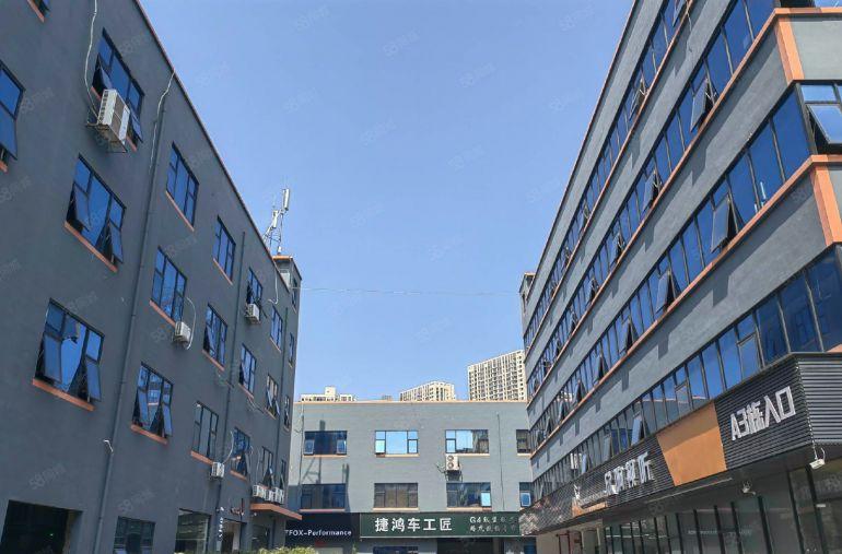 布吉坂田五和地铁口电商园楼上800平现成装修办公室仓库出租