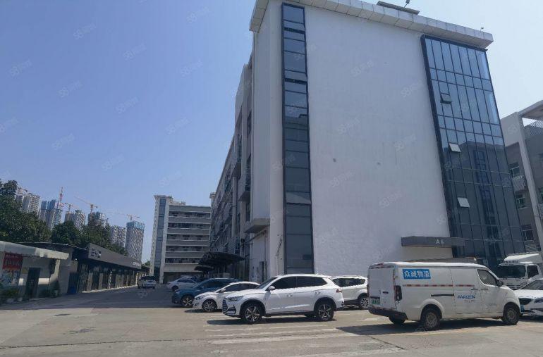 年底低价1800平红本厂房仓库出租大运爱联地铁口带装修可分租