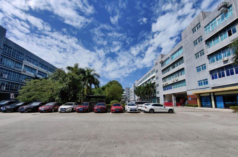 300平方起租坂田李朗租宝园楼上1000平精装修厂房仓库出租