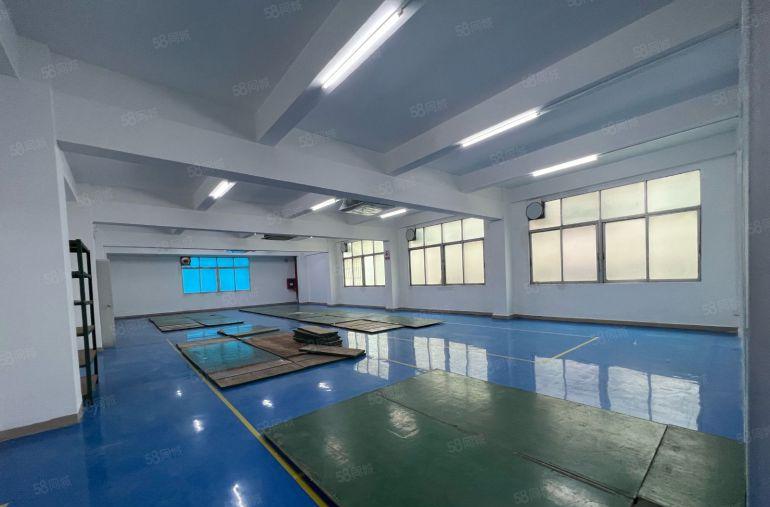 节省30万！横岗原房东精装修厂房1600平方实际面积出租