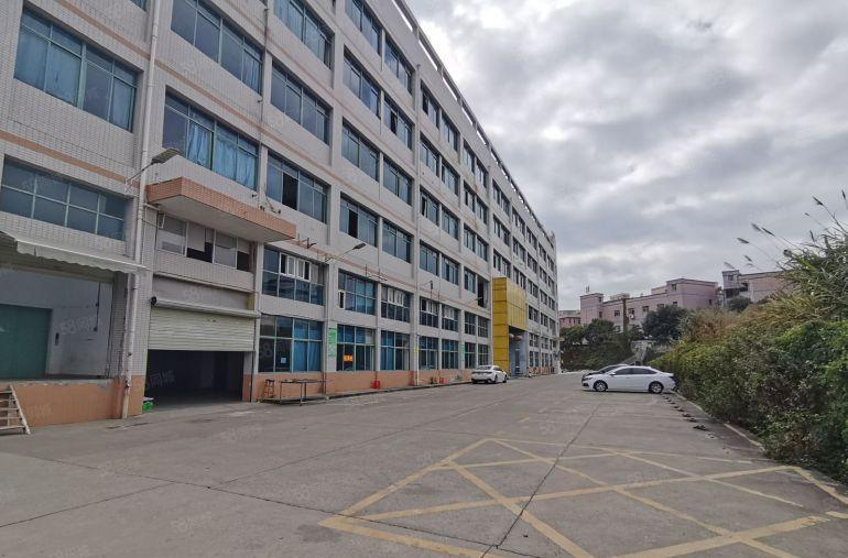 平湖华南城红本原房东6000平办公厂房仓库出租100平起分租