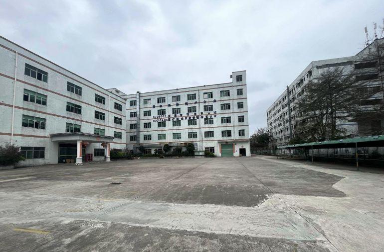 龙岗新生原房东独门独院厂房15000平方 300平起分租