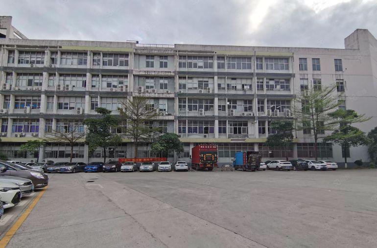 原房东横岗六约地铁口2000平厂房出租带现成的精装修可分租