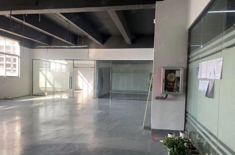 龙岗平湖地铁口新出园区一楼办公室厂房仓库低价出租100平起租
