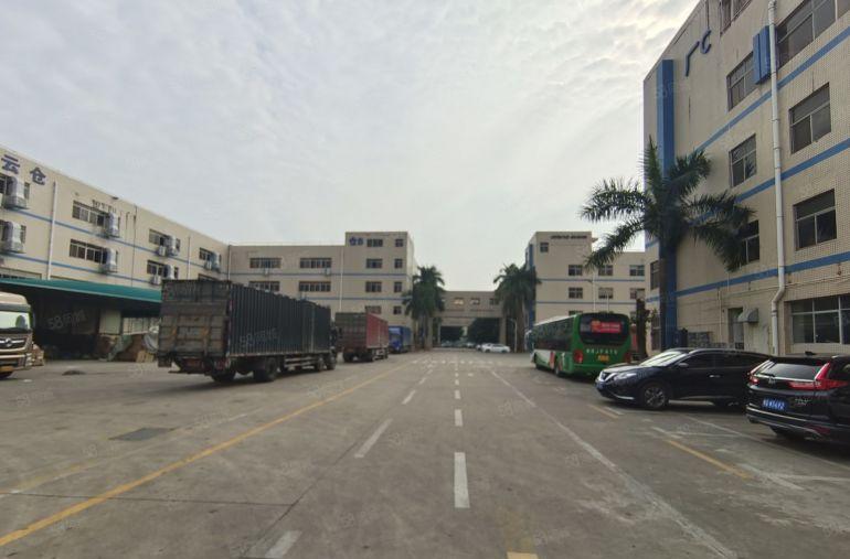 横岗六约地铁站新空出1000平方带精装修办公室仓库厂房出租