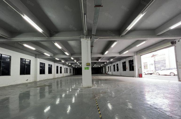 平湖华南城原房东红本一楼厂房1800平方米出租带精装修地坪漆