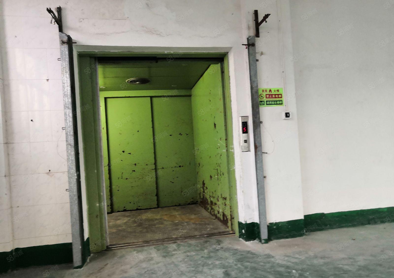 龙岗镇同乐二楼650平方三楼1200平方分租价格15元