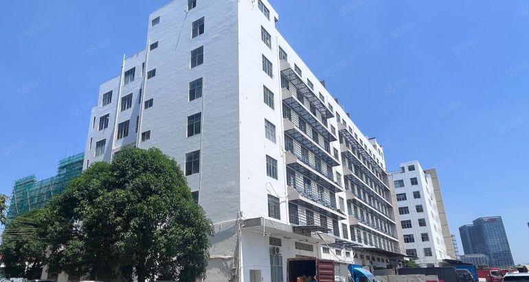 龙岗区独院厂房原房东红本空地卸货平台大小面积可分租