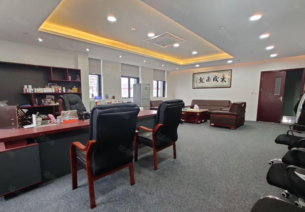 布吉楼上新出2730平原房东无尘车间出租