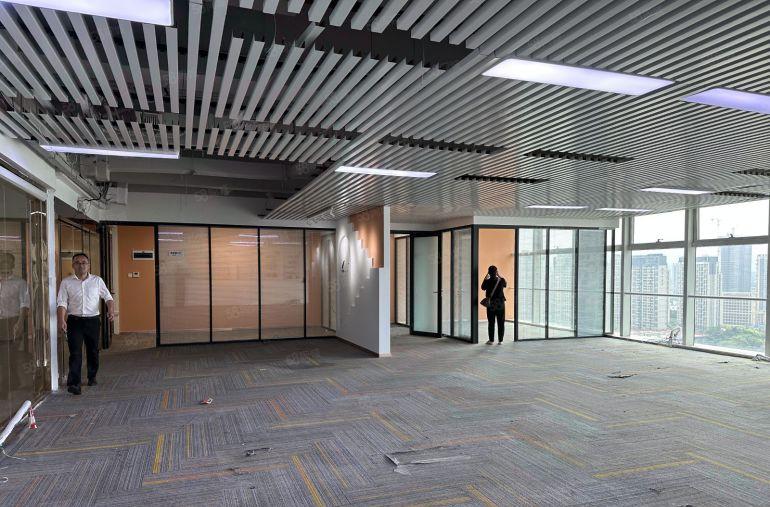 特价坂田地铁口各种户型108平168平228平电商办公仓库