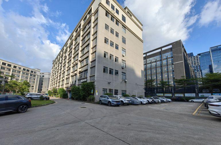 龙岗爱联地铁站原房东楼上500平精装修办公室厂房仓库低价出租