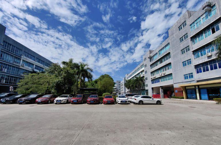 坪地高桥外环高速旁楼上空出1000平方带装修办公仓库厂房出租