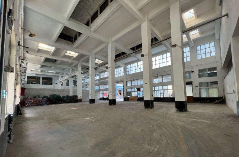 层高9米一楼，横岗六约新村红本厂房出租，不限行业