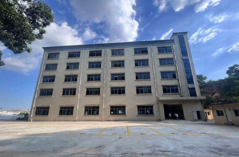 20元租龙岗独门独院厂房上下5层2100平起租赠送超大场地