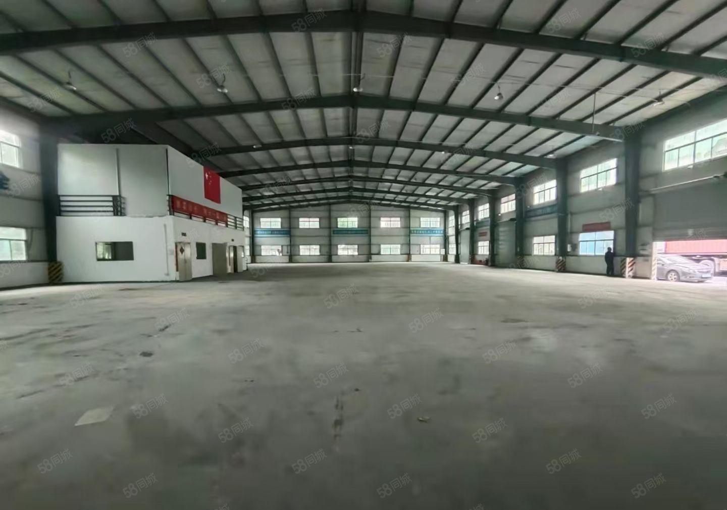 天安云谷新出一楼2000平方厂房出租层高8米
