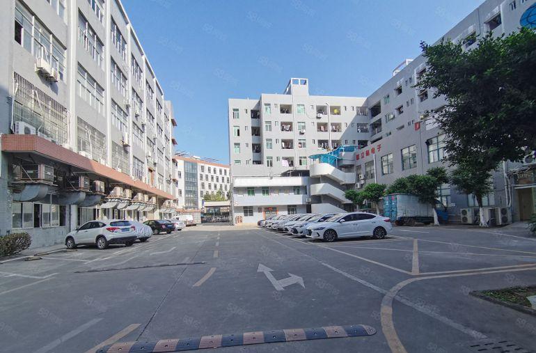 平湖禾花地铁口原房东2000厂房仓库出租大小面积可分租带装修