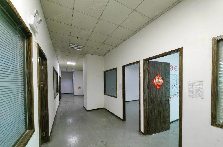 给钱就租 坂田上雪一楼带卸货平台2000平厂房仓库出租