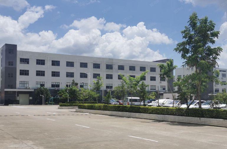 空地超大龙岗宝龙原房东高新园区独院出租，价格便宜，免租半年