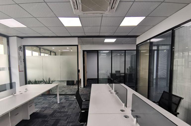 坂田五和地铁站附近楼上200平精装修电商办公仓库厂房出租