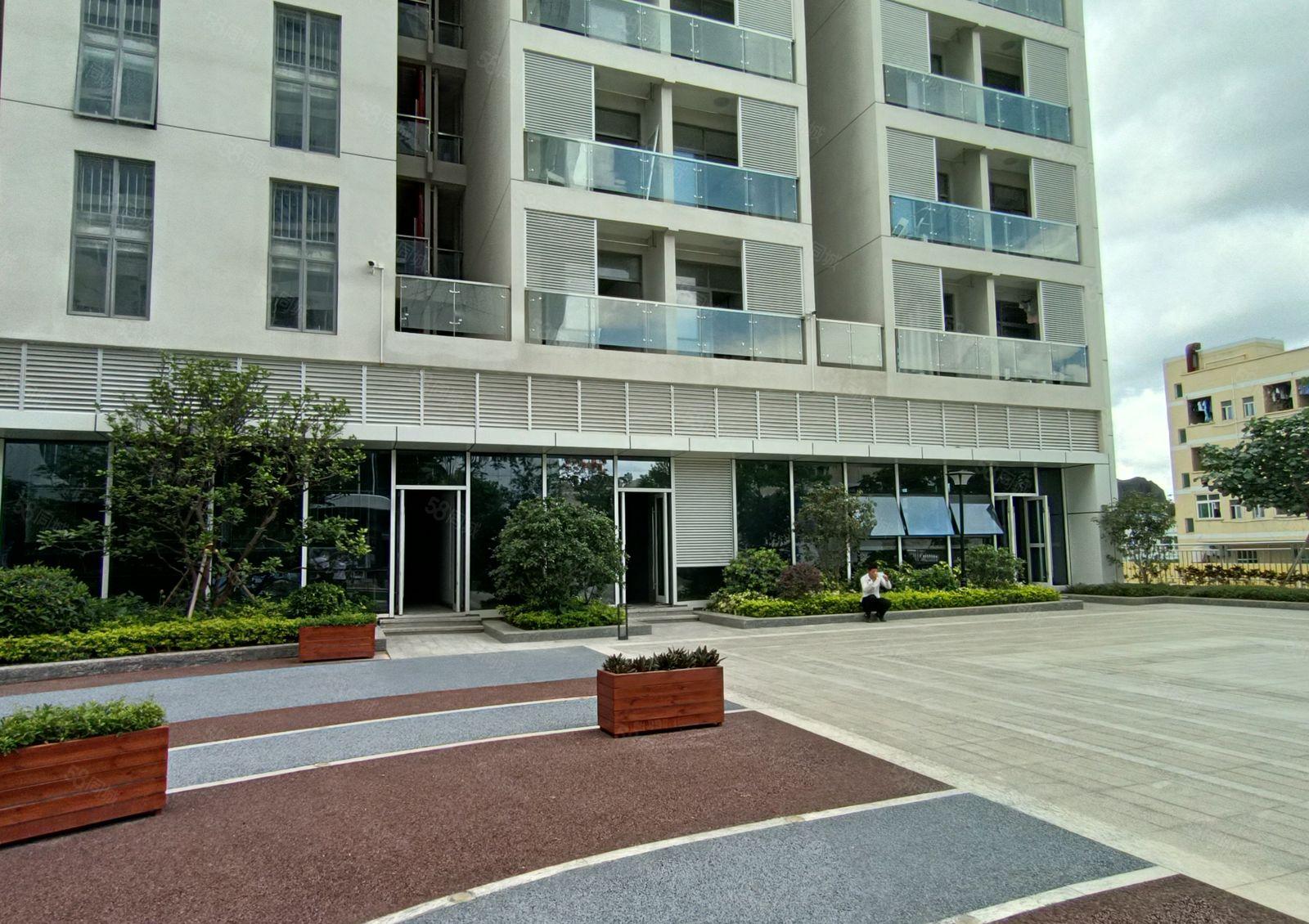 杨美地铁口研发电商一体综合楼新出600平精装办公仓库招租