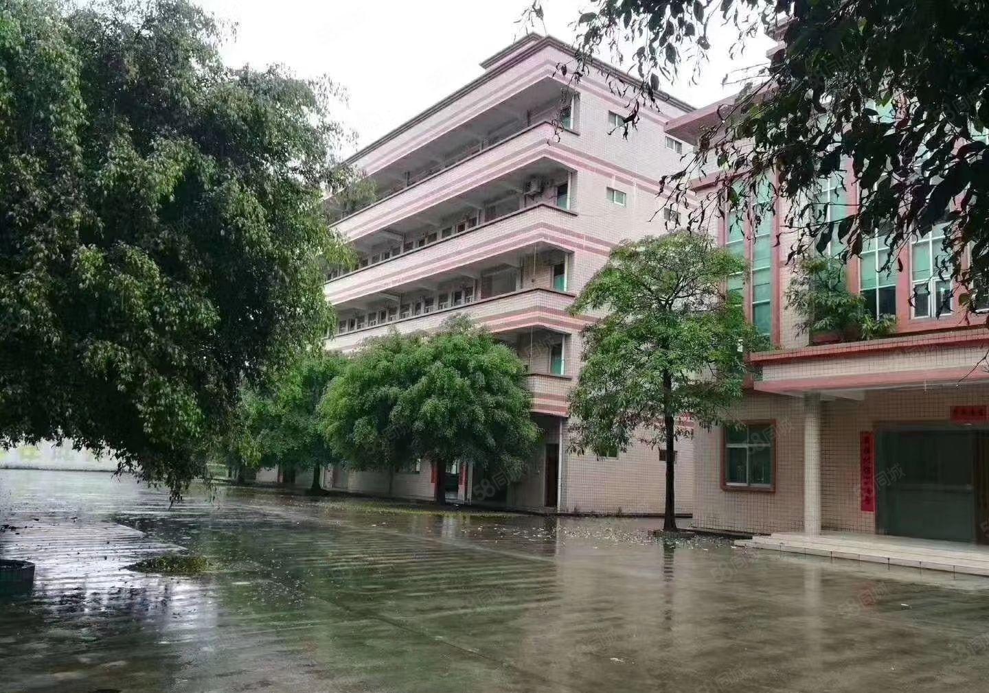 平湖山夏二楼1200平方带办公室装修厂房出租