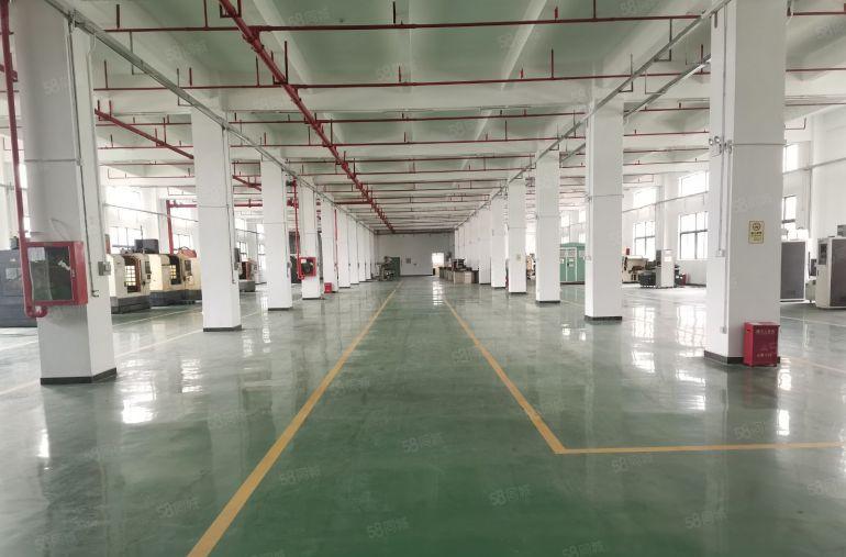 宝龙南约地铁口原房东红本1楼2000平方带装修水电齐大小可分