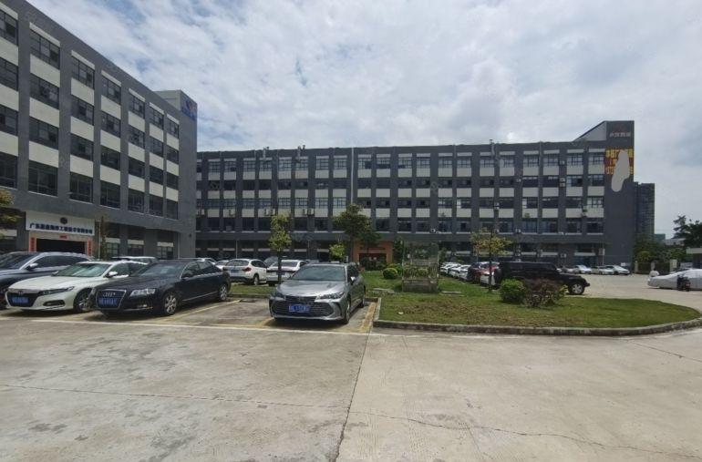 龙岗爱联地铁站旁楼上1000平方精装修办公室厂房仓库出租