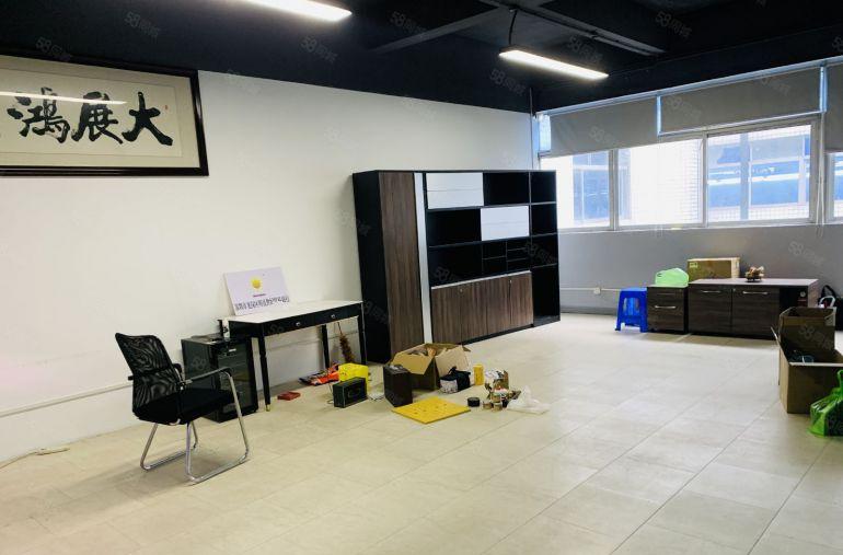 龙岗中心城300平电商产业园低价仓库厂房出租一楼60平起分租