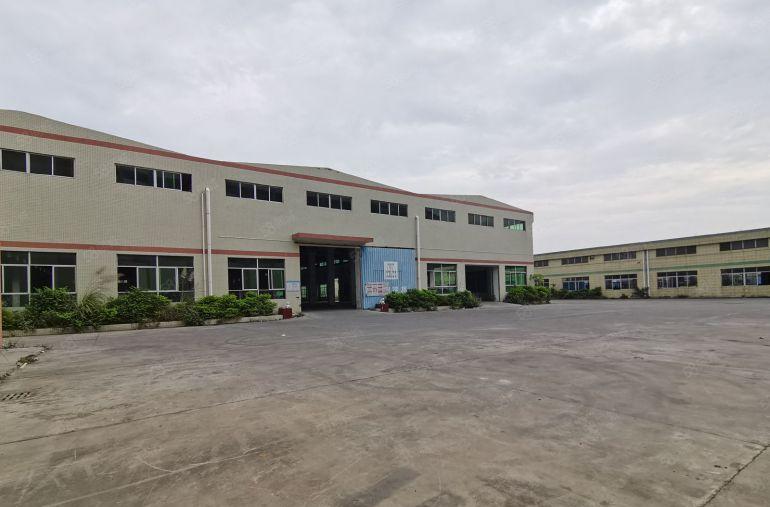 平湖富民工业区2000平方单一层10米高钢构厂房出租大小可分