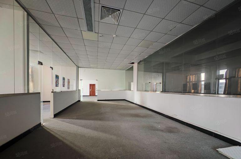 无公摊龙岗宝龙地铁600米原房东厂房出租有红本电改层高4.5